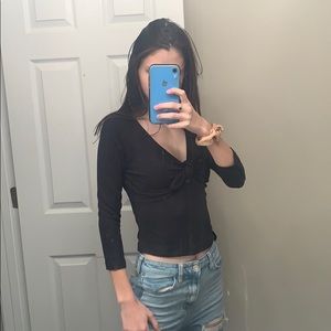Tie front black crop top!